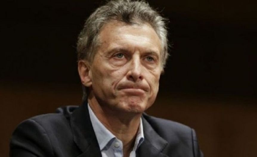 Otro revés para Macri: la AFI lo denunció por contrataciones irregulares