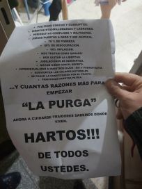 Atacaron con material explosivo la sede del Frente de Todos en Bahía Blanca