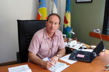 Intendente, obediente con Alberto: prepara las valijas y lo reemplaza un exalcalde