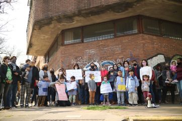 Mientras algunas escuelas carecen de infraestructura, Educación licita para mejorar oficinas