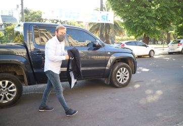 El catalán Rubí alentó a Kicillof y los intendentes a reforzar la 