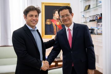 Kicillof ATR: se reunió con industriales, visitó la Feria del Libro y recibió a un embajador
