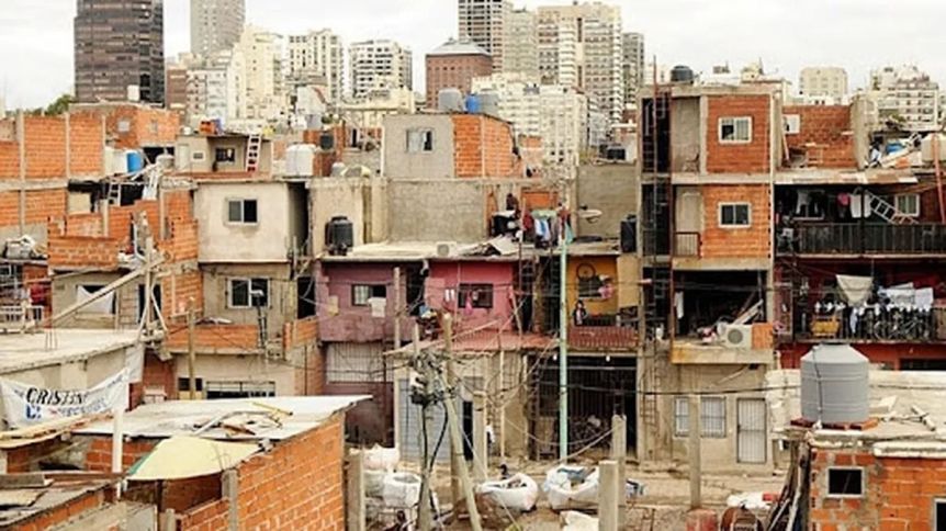 Más de un millón de personas vive en condiciones de hacinamiento crítico
