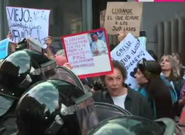 Incidentes y un detenido en marcha de jubilados