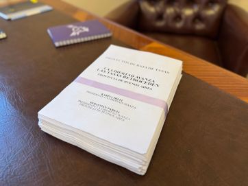 Ofensiva libertaria en PBA: buscan eliminar tasas y apuntan contra los intendentes