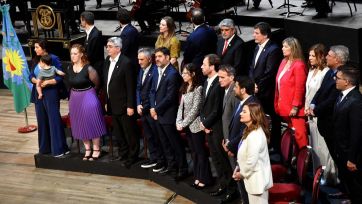 El arte de gobernar sin informar