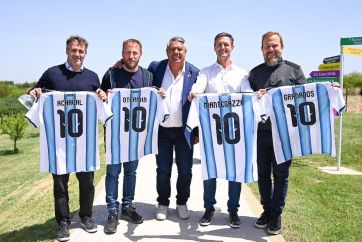 El cuarto equipo juega su partido
