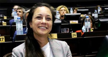 Avanza el proyecto para que avisen cuando va a subir la nafta