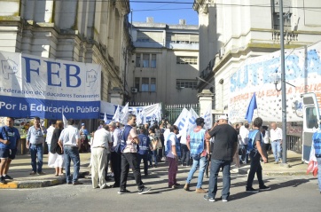 Más cantado que el himno: los docentes volvieron a rechazar la propuesta del gobierno