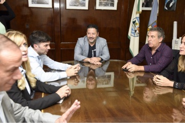 Con invitados estelares, el PJ bonaerense lanzó Incluir