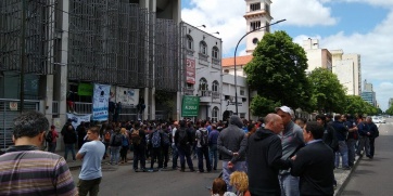 Sin acuerdo, el Astillero volvió a la calle